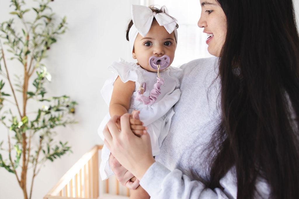 Metal-Free Muslin Cotton and Silicone Pacifier Clips