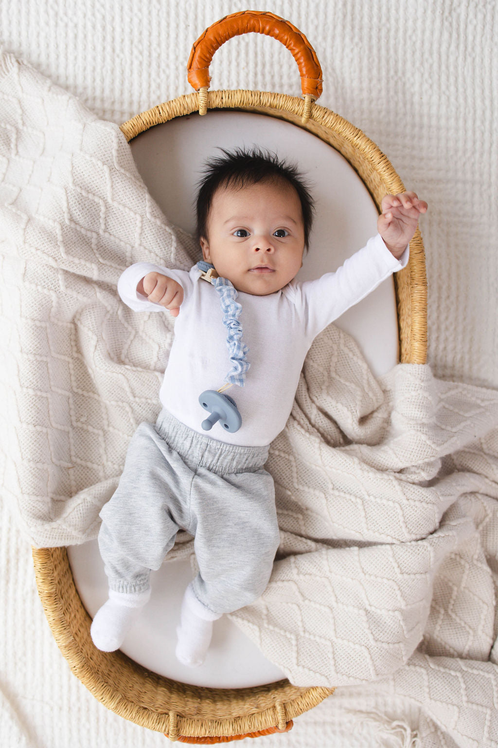 Metal-Free Muslin Cotton and Silicone Pacifier Clips