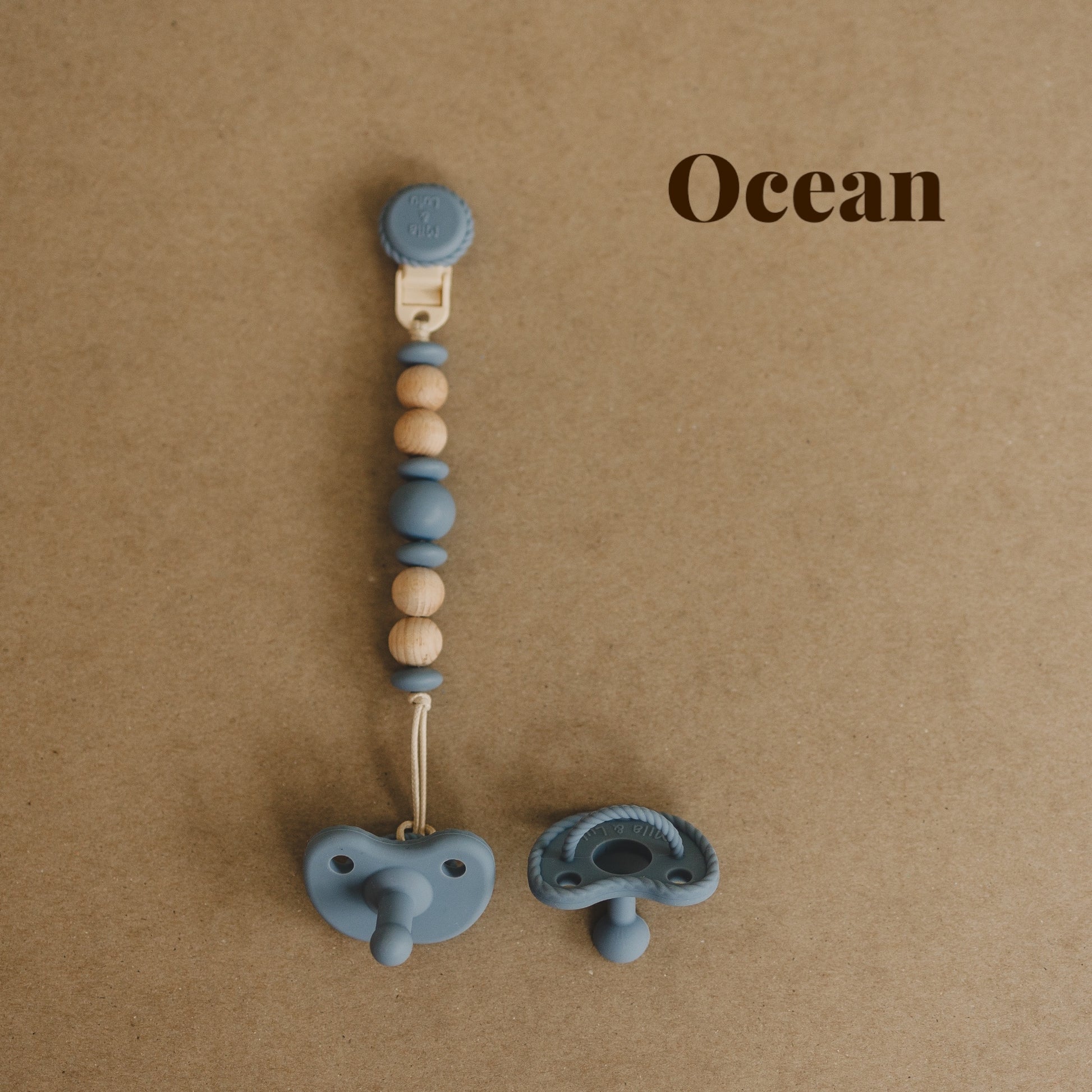 Silicone non-toxic rust free pacifier clip set in color Ocean